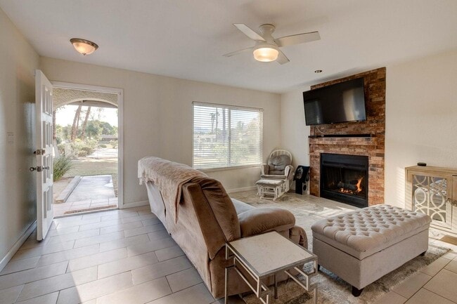 Photo - 75240 Camello Ct N