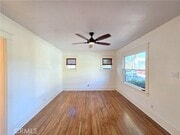 Photo - 3624 E 8th St