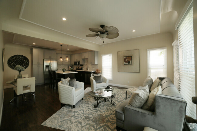 Building Photo - 169 N Edgemont St Unit 3 Rental