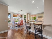 Photo - 520 Ravensbury St