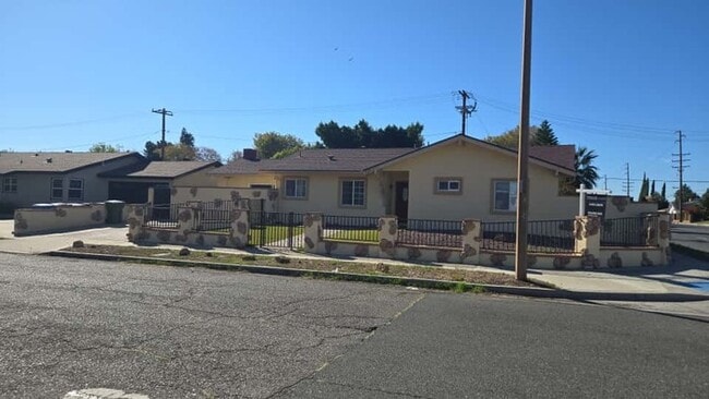 Photo - House for Rent