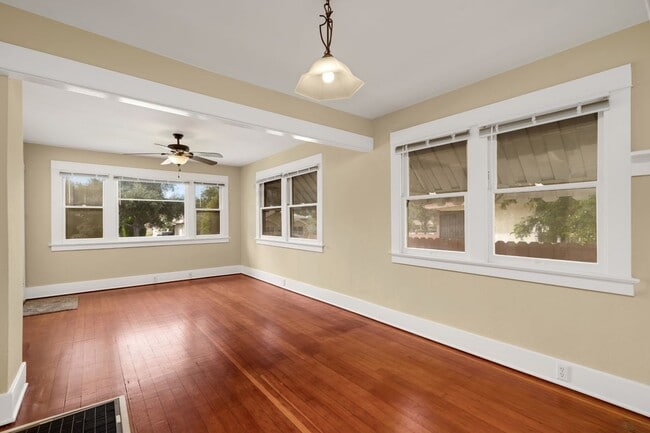 Photo - 505 E Olive Ave
