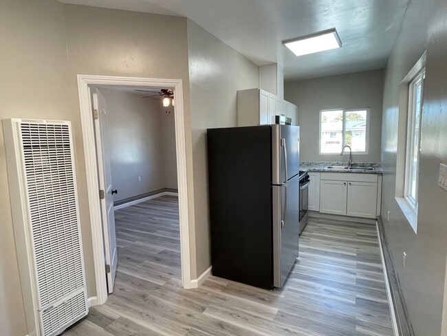 Photo - 1543 Wallis Ave Unit 1543A