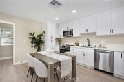 Photo - 708 E Elm St