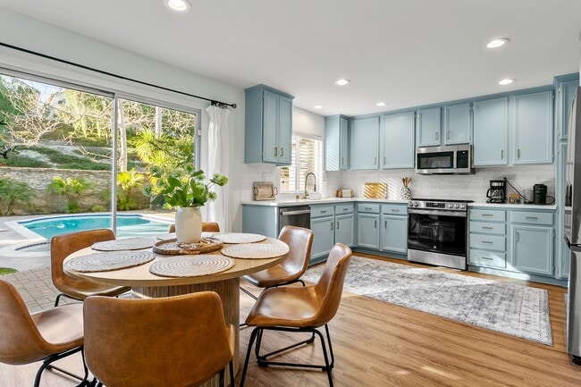 Photo - Stunning Aliso Viejo Pool Home 4 Bedroom