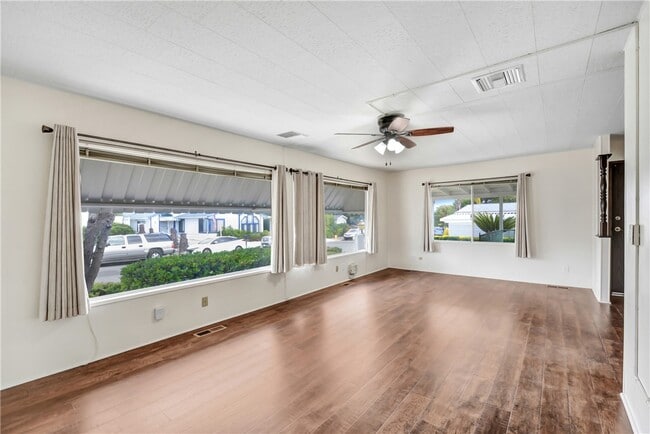 Photo - 33828 Plowshare Rd