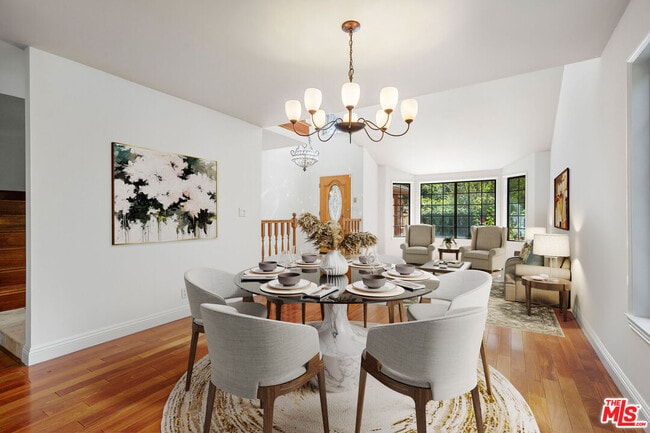 Photo - 13031 Magnolia Blvd