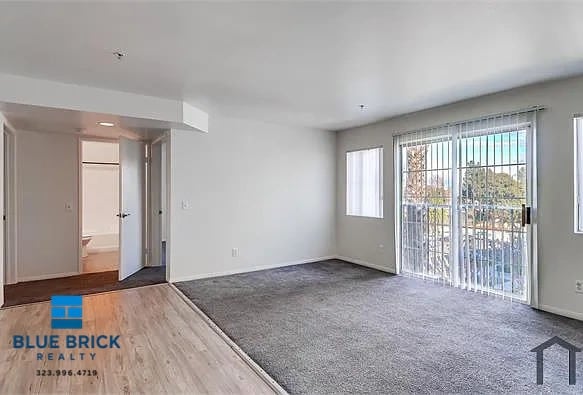 Photo - 15231 Sherman Way Unit 306