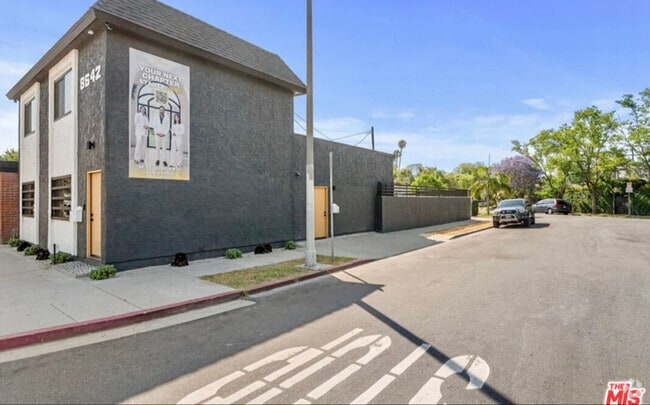 Building Photo - 8625 Melvil St Rental