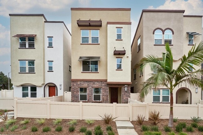 Photo - 729 Daniel Freeman Cir House