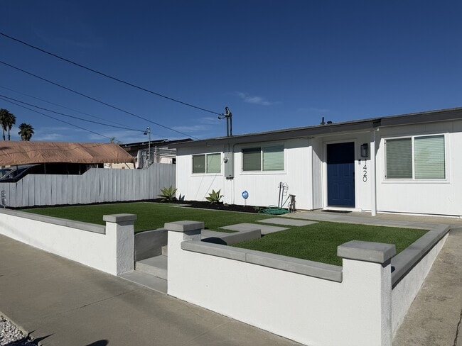 Building Photo - 1420 San Simeon St Unit 2