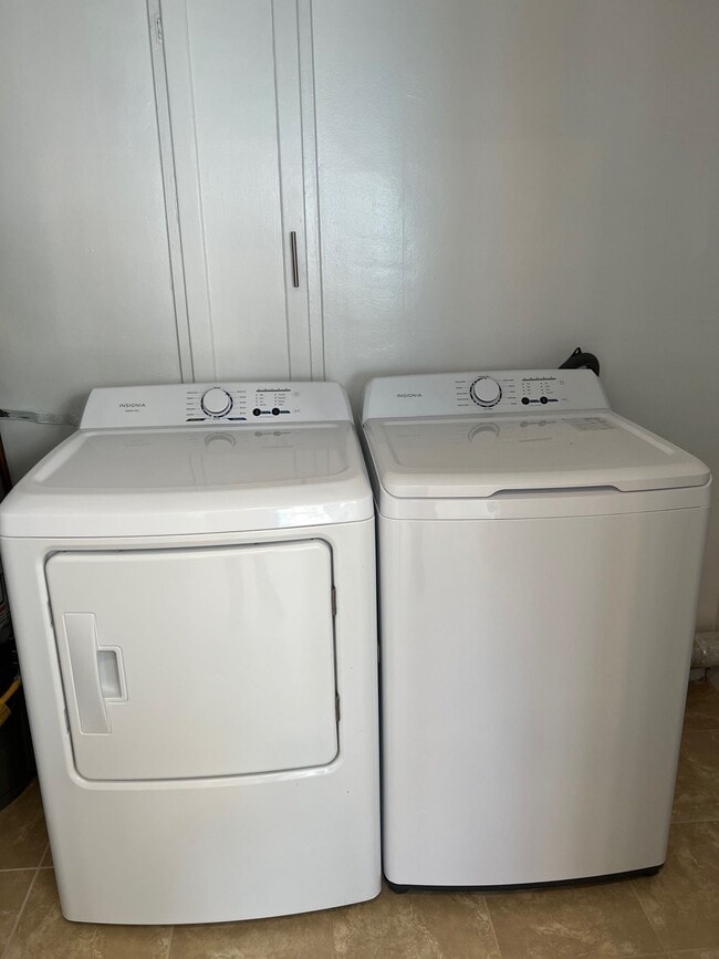 Photo - 8606 Beverlywood St Unit 8606