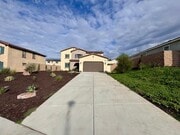Photo - Spacious 4 Bedroom Home for Lease in Winch...