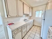Photo - Top Floor 1 Bedroom Bixby Park Top Floor C... House