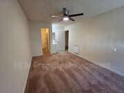 Photo - 12850 Branford St