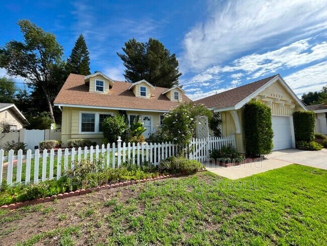Photo - 17115 Bircher St