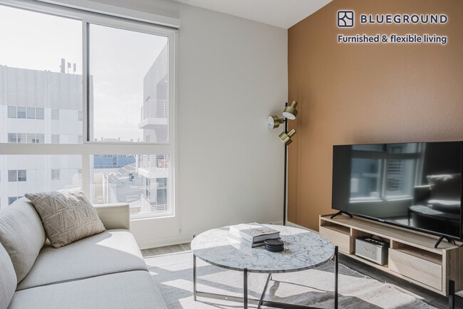 Photo - 201 The Promenade N Unit FL7-ID1260