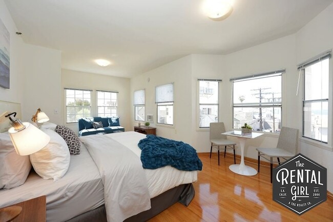 Photo - 26 Breeze Ave Unit 19