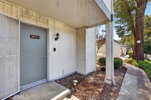 Building Photo - 10475 Newhome Ave