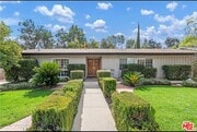Photo - 24316 Burbank Blvd