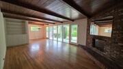 Photo - Sherman Oaks 3+2 w/appliances, wood floors... House