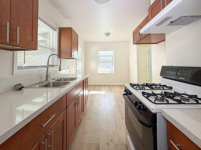 Unit A Kitchen - 1722 E Victoria Ave