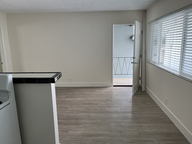 Photo - 340 Manhattan Ave Unit 2