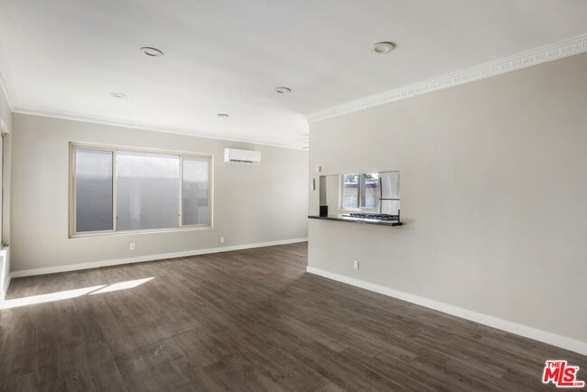 Photo - 925 N Curson Ave Unit 8