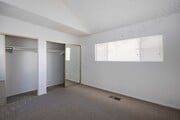 Photo - Tri-Level La Jolla Townhouse with Washer/Dryer and Garage!