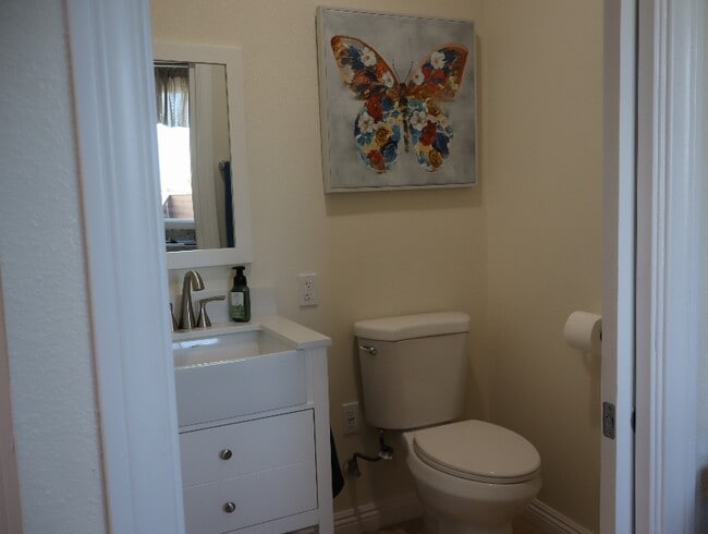 Photo - 4752 Amberwood Ave