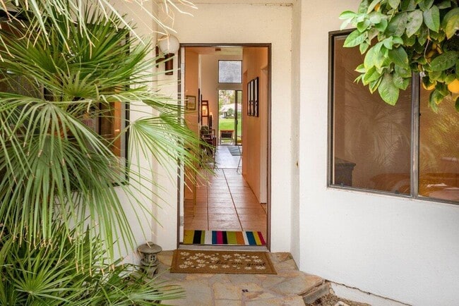 Photo - 55281 Shoal Creek