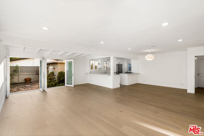 Photo - 3555 Wasatch Ave