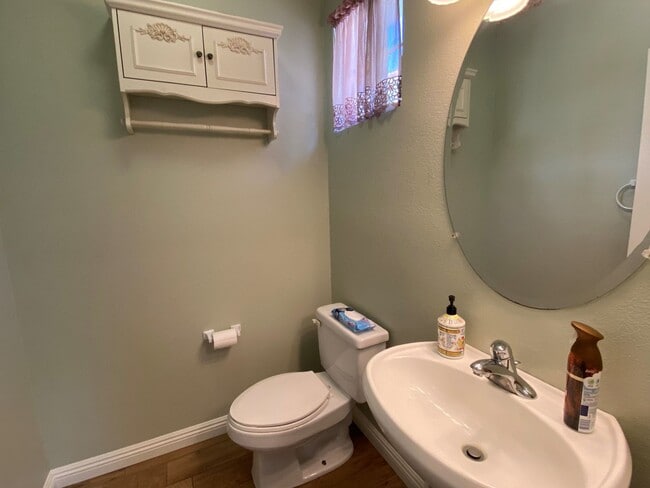 Photo - Oceanside stunner - 3 bedroom townhome available now!