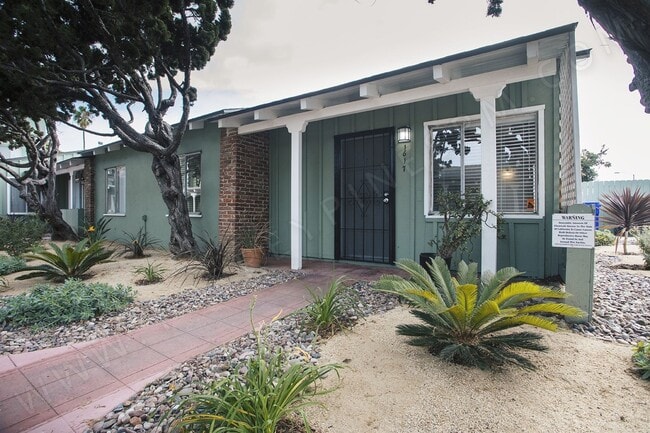 *OPEN HOUSE: 9/13 1-2PM* 1BR w/ Parking an... - *OPEN HOUSE: 9/13 1-2PM* 1BR w/ Parking an... Unit 1617
