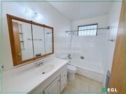 Photo - 1755 N Kenmore Ave Unit 3