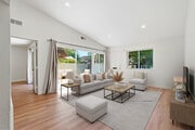Photo - 10432 Larwin Ave