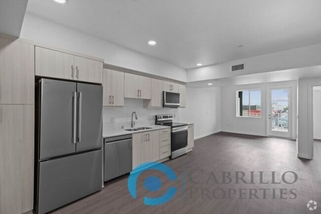 Building Photo - 2724 El Cajon Blvd Rental