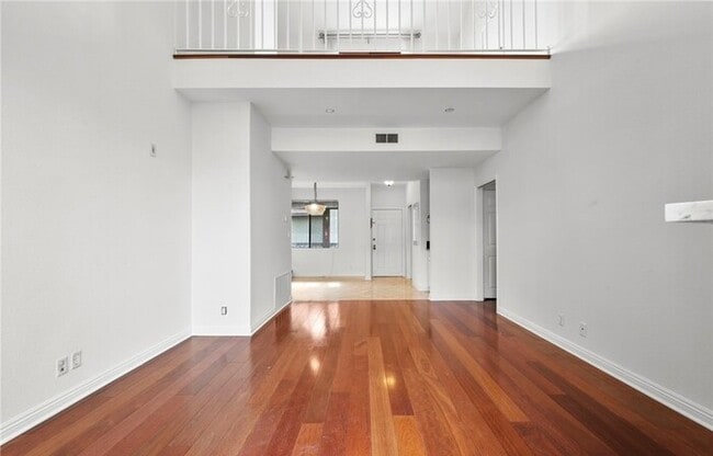 Photo - 330 Cordova St Unit 300