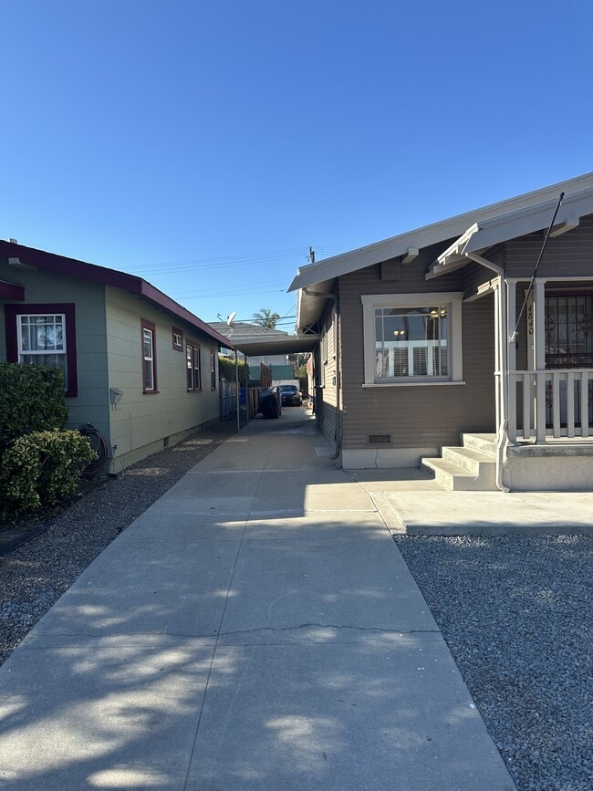 Photo - 4840 35th St