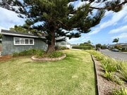 Photo - Beautiful 3BR/3BA Point Loma Home with Vaulted Ceilings & Central AC