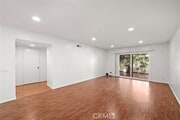Photo - 2606 Jacaranda St