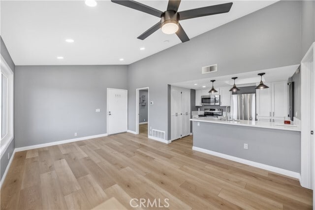 Building Photo - 26191 La Real Unit E Rental