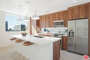 Photo - 853 Hyperion Ave