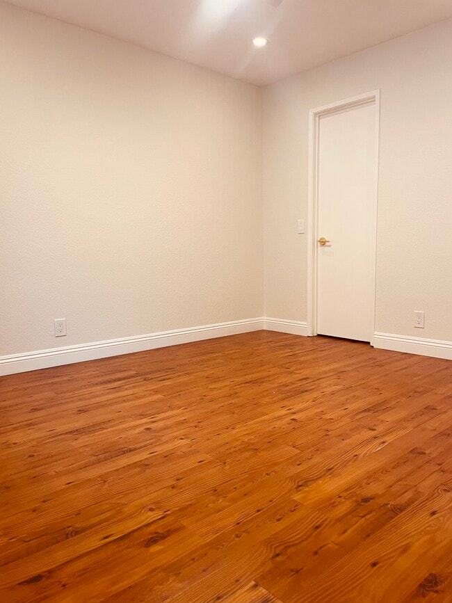 Photo - 23276 La Mar Unit #116D