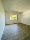 Photo - 1626 Barry Ave
