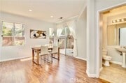 Photo - 15 Sydney Ct Townhome