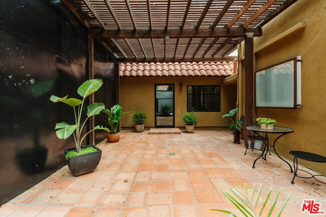 Photo - 430 N Harper Ave