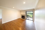Living Room - 25601 Indian Hill Ln Condo Unit F