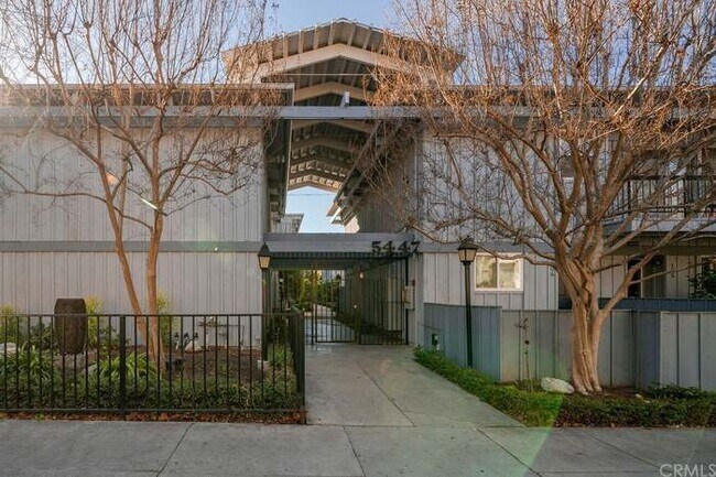 Photo - 5447 Zelzah Ave Condo Unit 119