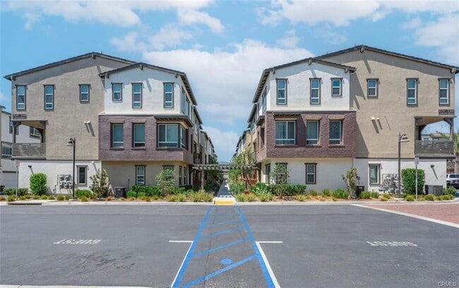 Photo - 1139 Orchard Dr